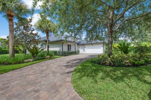 9936 SE Sandpine Lane, Hobe Sound, FL 33455 Sold 01/03/25