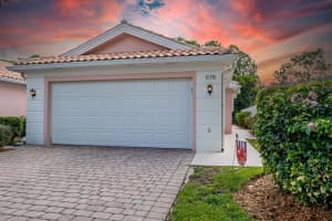 876 SW Tamarrow Place, Stuart, FL 34997 Sold 12/27/24
