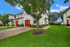 5335 Silverdrift 6 Lane 6, Lake Worth, FL 33463 Sold 12/30/24