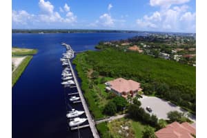 MLS# R11017228, Palm City, Florida 34990