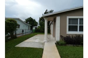 6260 NW 17th Street, Sunrise, FL 33313 Sold 10/30/24