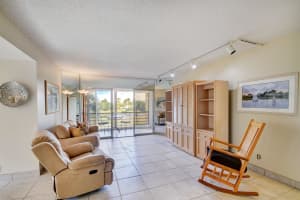 3959 Via Poinciana 301, Lake Worth, FL 33467 Sold 05/02/25