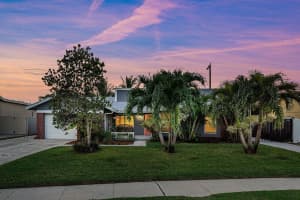 603 NW 11th Street, Boynton Beach, FL 33426 Sold 10/18/24