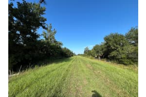 19466 NW 258th Street, Okeechobee, FL 34972 Sold 05/09/25