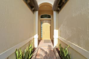 11192 SW Lake Park Drive, Port Saint Lucie, FL 34987 Sold 03/17/25