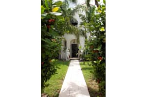 5801 S Olive Avenue, West Palm Beach, FL 33405 - MLS#R11017679
