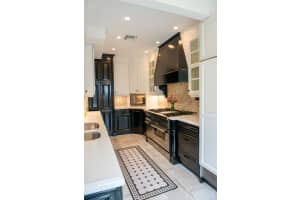 5801 S Olive Avenue, West Palm Beach, FL 33405 - MLS#R11017679