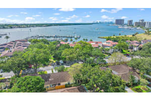 11411 Twelve Oaks Way, North Palm Beach, FL 33408 Sold 04/15/25