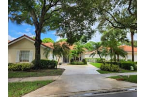 104 Lost Bridge Drive, Palm Beach Gardens, FL 33410 Sold 12/27/24