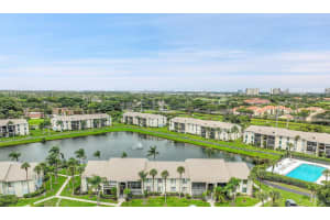 1101 Green Pine Boulevard C2, West Palm Beach, FL 33409 Sold 11/06/24