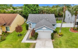 7 Ripley Way, Boynton Beach, FL 33426 Sold 12/18/24
