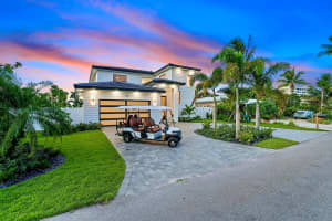 131 Edwards Lane, Palm Beach Shores, FL 33404 Sold 10/17/24