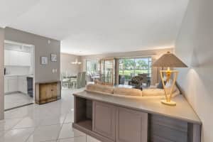 9553 Shadybrook Drive 101, Boynton Beach, FL 33437 Sold 10/30/24