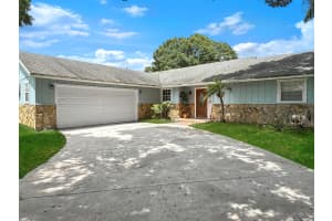 4900 Paleo Pines Circle, Fort Pierce, FL 34951 Sold 10/31/24