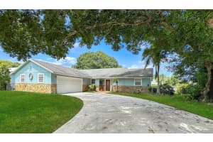 4900 Paleo Pines Circle, Fort Pierce, FL 34951 Sold 10/31/24
