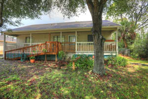 8040 96th Avenue, Vero Beach, FL 32967 Sold 12/20/24