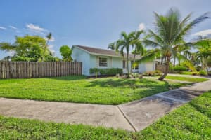 4669 Vespasian Court, Lake Worth, FL 33463 Sold 10/28/24