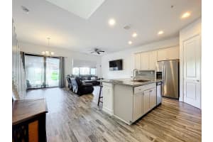 11638 SW 13th Lane, Pembroke Pines, FL 33025 Sold 11/22/24