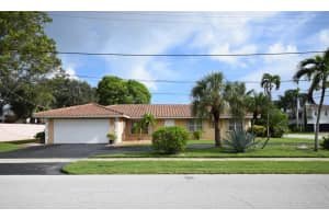 699 NE 70th Street, Boca Raton, FL 33487 Sold 10/29/24