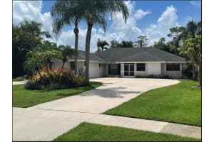 15370 Softwood Court, Wellington, FL 33414 Sold 04/18/25