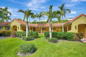 318 SE 7th Avenue 1, Delray Beach, FL 33483 Sold 02/28/25