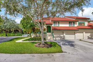 16 Lexington Lane W A, Palm Beach Gardens, FL 33418 Sold 10/15/24
