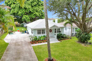 1511 S Palmway, Lake Worth Beach, FL 33460 Sold 11/14/24