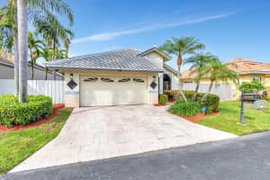 215 Disc Drive, Boynton Beach, FL 33436 Sold 10/06/24