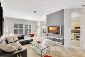 34 Marina Gardens Drive, Palm Beach Gardens, FL 33410 Sold 10/07/24