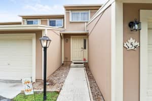 154 Maplecrest Circle, Jupiter, FL 33458 Sold 10/21/24