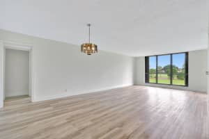 5350 Woodland Lakes Drive 208, Palm Beach Gardens, FL 33418 Sold 10/08/24