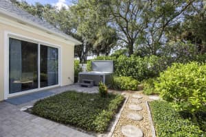 512 Sweet Bay Circle, Jupiter, FL 33458 Sold 10/18/24