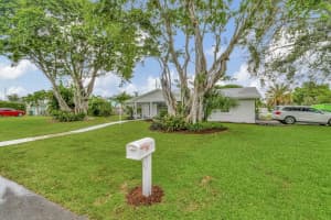 745 Heron Drive, Delray Beach, FL 33444 Sold 01/27/25