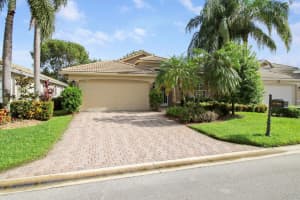 6795 Rienzo Street, Lake Worth, FL 33467 Sold 11/19/24
