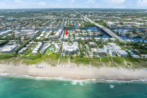 1066 Del Harbour Drive, Delray Beach, FL 33483 Sold 10/29/24