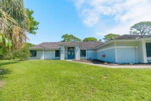 835 NE Stokes Terrace, Jensen Beach, FL 34957 Sold 11/14/24