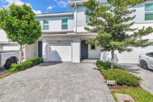 503 Spoonbill Terrace, Deerfield Beach, FL 33442 Sold 12/27/24