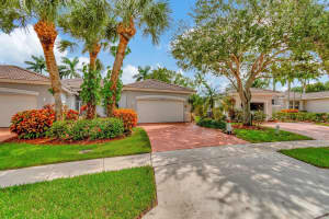 10704 Royal Caribbean Circle, Boynton Beach, FL 33437 Sold 02/27/25