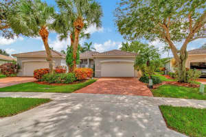 10704 Royal Caribbean Circle, Boynton Beach, FL 33437 Sold 02/27/25