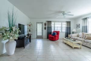 319 Windsor N, West Palm Beach, FL 33417 Sold 08/16/25