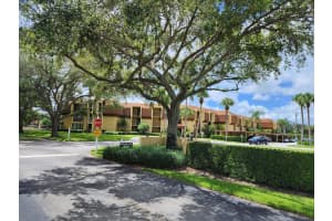 5344 Woodland Lakes Drive 223, Palm Beach Gardens, FL 33418 - MLS#R11018705