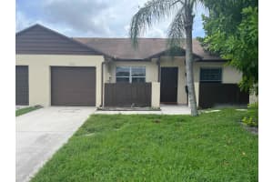 8540 Lake Point Court, Lake Worth, FL 33467 Sold 11/27/24