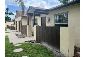 8540 Lake Point Court, Lake Worth, FL 33467 Sold 11/27/24
