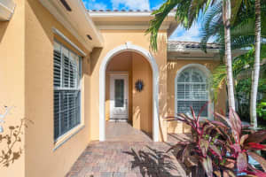 4905 Grassleaf Drive, Palm Beach Gardens, FL 33418 Sold 11/18/24