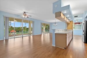 105 Half Moon Circle H2, Hypoluxo, FL 33462 Sold 05/20/25