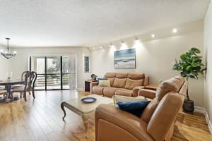 6555 W Broward Boulevard 307, Plantation, FL 33317 Sold 04/02/25