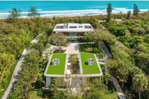 310 S Beach Road, Jupiter Island, FL 33455 Sold 02/18/25