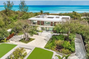 310 S Beach Road, Jupiter Island, FL 33455 Sold 02/18/25