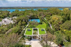 310 S Beach Road, Jupiter Island, FL 33455 Sold 02/18/25