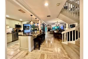 6702 Canary Palm Circle 29, Boca Raton, FL 33433 Sold 10/16/24